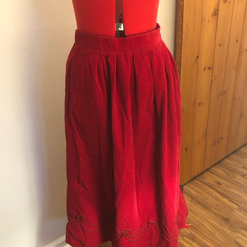 Susan Bristol New Traditions red 100% cotton embroidered skirt.